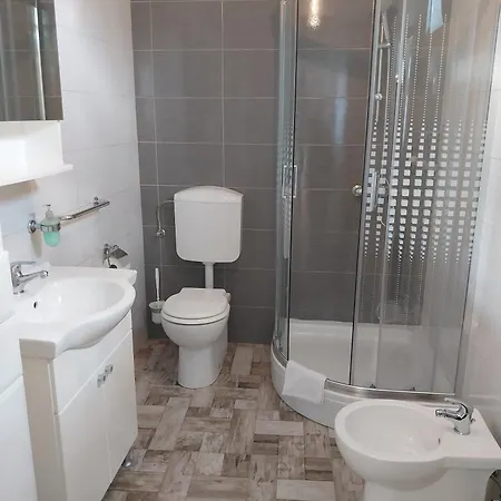 Apartment Family Friendly With A Swimming Pool Krasica, Rijeka - 18059 *