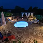 아파트 Family-friendly With Swimming Pool Krasica, Rijeka - 18059 Krasica (Primorje-Gorski Kotar)