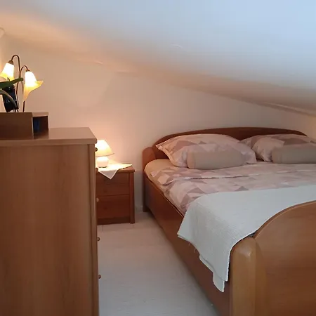 Apartment Family-friendly With Swimming Pool Krasica, Rijeka - 18059 Krasica (Primorje-Gorski Kotar)