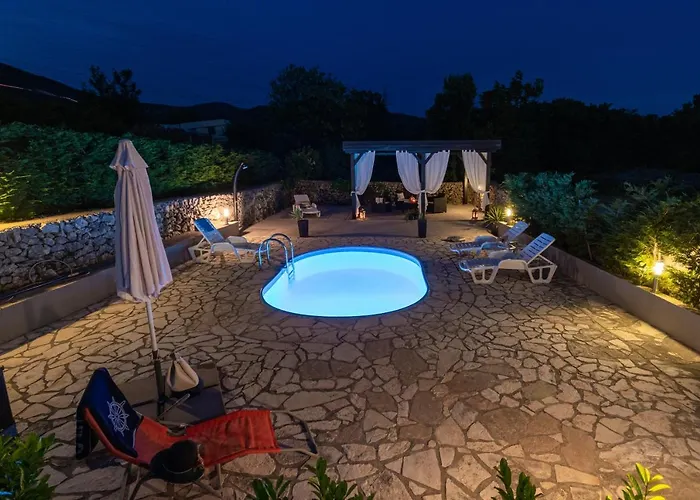 Lejlighed Family-friendly With Swimming Pool Krasica, Rijeka - 18059 Krasica (Primorje-Gorski Kotar)