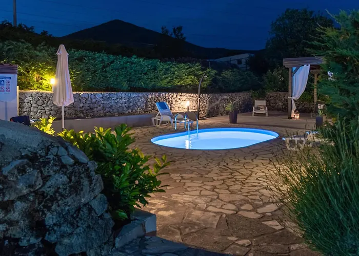 Family-friendly With Swimming Pool Krasica, Rijeka - 18059 Lejlighed